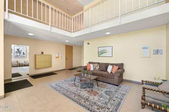 5300 E Atherton Street 2F, Long Beach, CA 90815 — photo 10 of 18