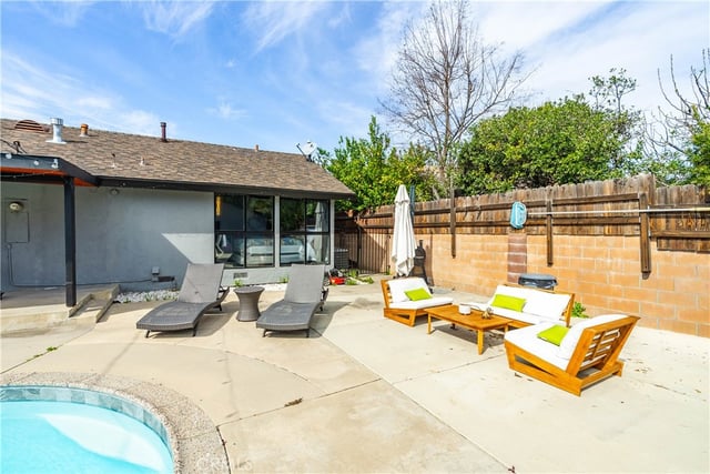 7702 De Soto, Canoga Park, CA 91304 — photo 35 of 41