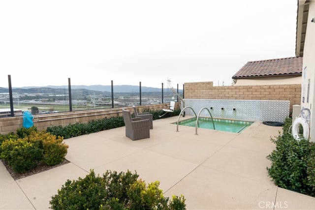 20544 Galloway, Canyon Country, CA 91350 — photo 34 of 40