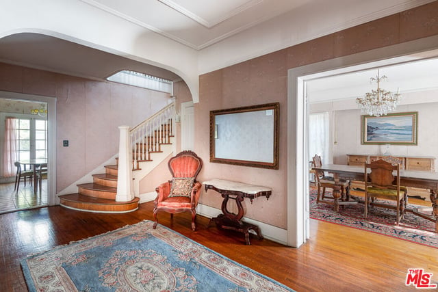 5231 Franklin Avenue, Los Angeles, CA 90027 — photo 4 of 30