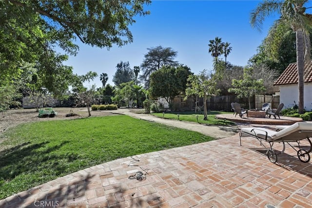 23130 Oxnard Street, Woodland Hills, CA 91367 — photo 28 of 39