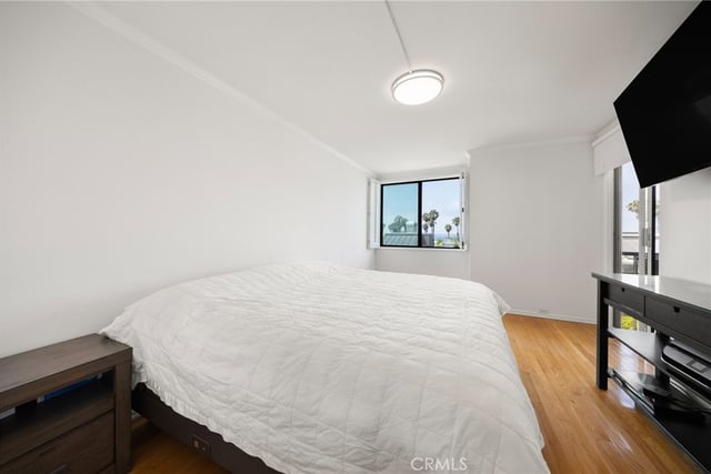 2960 Neilson Way 301, Santa Monica, CA 90405 — photo 13 of 42