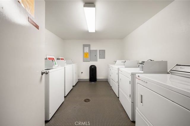 2960 Neilson Way 301, Santa Monica, CA 90405 — photo 36 of 42