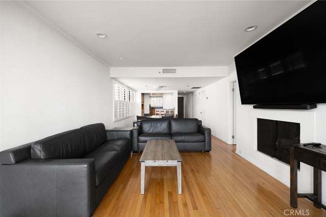 2960 Neilson Way 301, Santa Monica, CA 90405 — photo 5 of 42