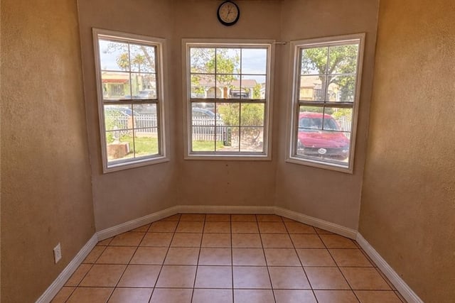 2032 W 77th St, Los Angeles, CA 90047 — photo 8 of 19