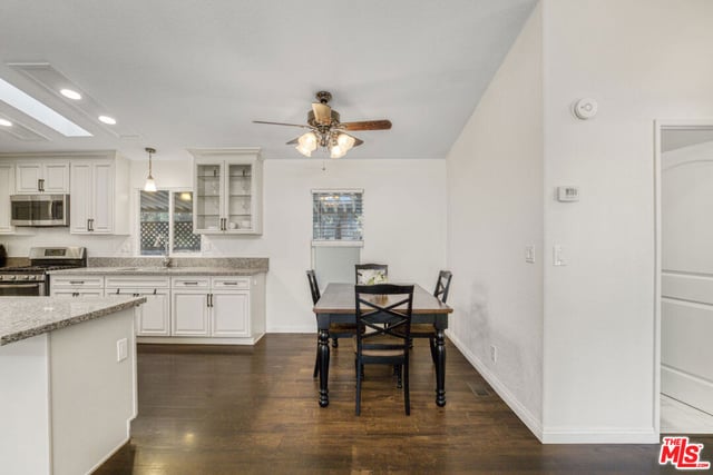 4201 Topanga Canyon Boulevard 136, Woodland Hills, CA 91364 — photo 6 of 31