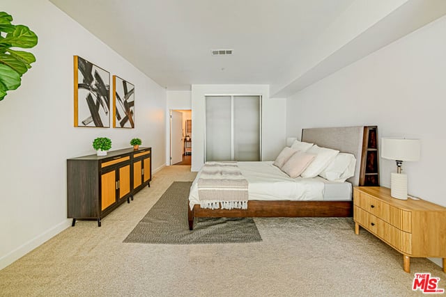 1234 Wilshire Boulevard 321, Los Angeles, CA 90017 — photo 9 of 36