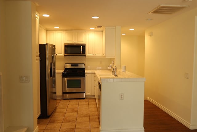 28382 Mirabelle, Saugus, CA 91350 — photo 24 of 57