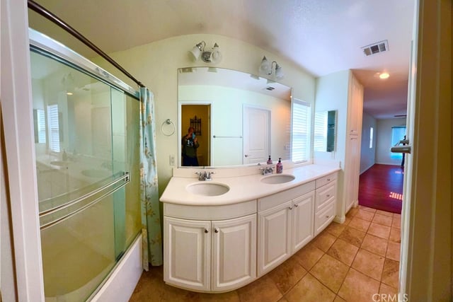 28382 Mirabelle, Saugus, CA 91350 — photo 28 of 57