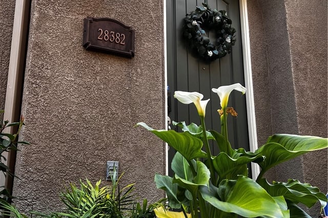 28382 Mirabelle, Saugus, CA 91350 — photo 3 of 57
