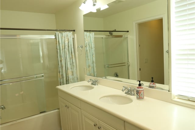 28382 Mirabelle, Saugus, CA 91350 — photo 31 of 57