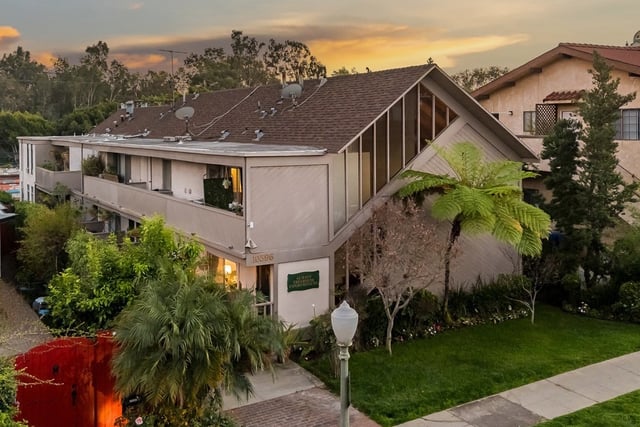 10396 Almayo Avenue 1, Los Angeles, CA 90064 — photo 19 of 29