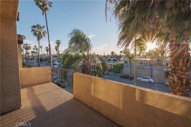 1140 Pacific Ave 20, Long Beach, CA 90813 — photo 29 of 34