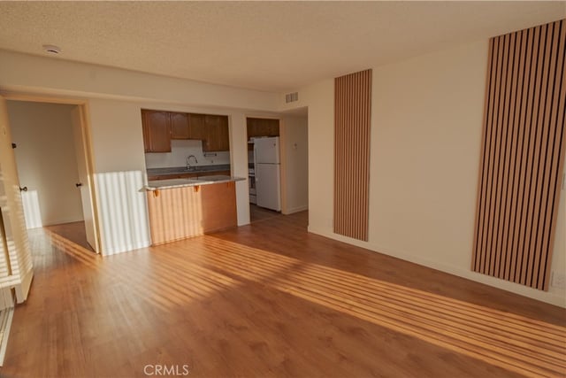 1140 Pacific Ave 20, Long Beach, CA 90813 — photo 3 of 34