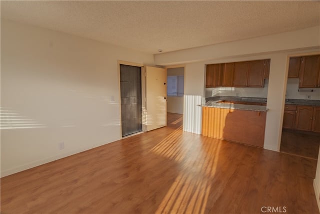1140 Pacific Ave 20, Long Beach, CA 90813 — photo 4 of 34