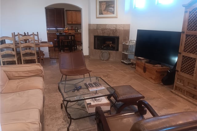 2257 Pierpont, Ventura, CA 93001 — photo 10 of 36