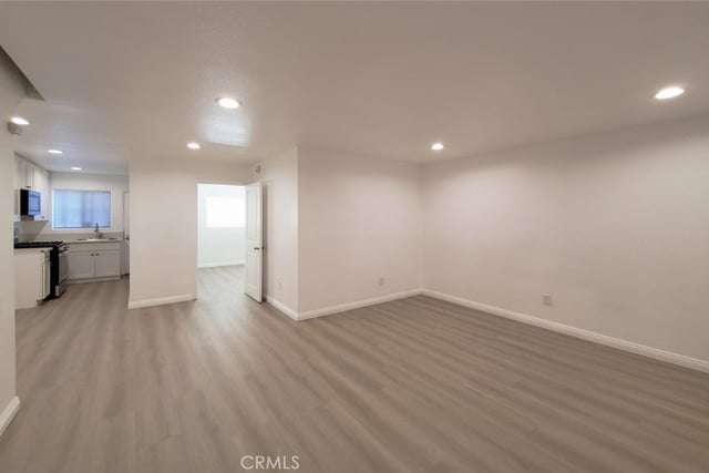 2020 W 23 Street 17, Long Beach, CA 90810 — photo 11 of 28