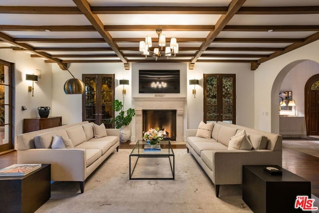 182 N Carmelina Avenue, Los Angeles, CA 90049 — photo 30 of 33