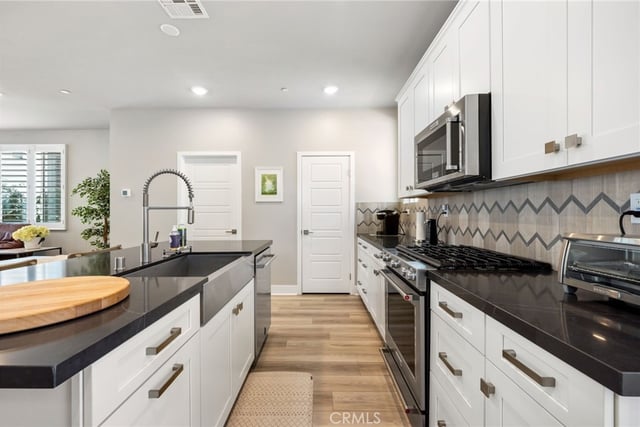 1460 W Sunrise Lane, San Pedro, CA 90732 — photo 15 of 45