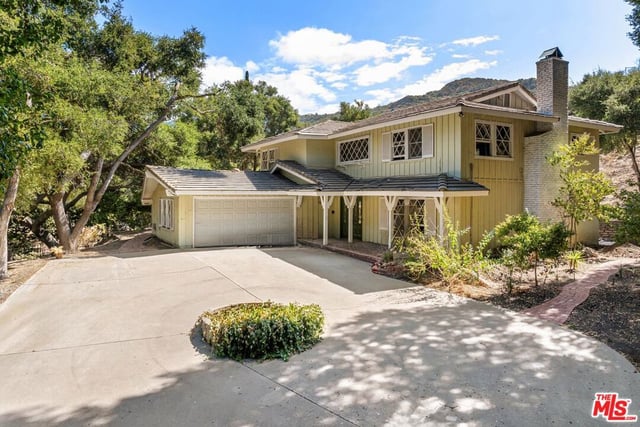 730 Crater Camp Drive, Calabasas, CA 91302 — photo 2 of 19