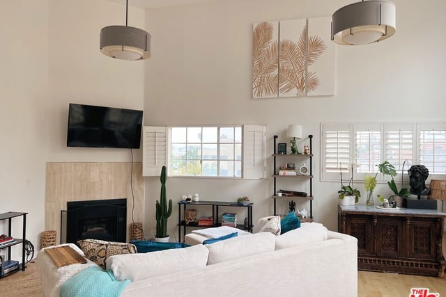 12130 W Ohio Avenue 308, Los Angeles, CA 90025 — photo 10 of 27