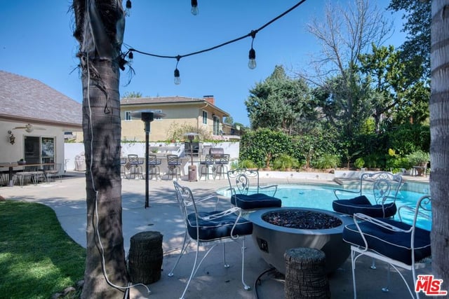 22650 Jameson Drive, Calabasas, CA 91302 — photo 38 of 62