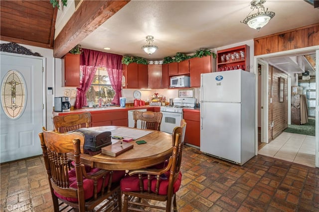 5849 East Avenue T8, Palmdale, CA 93552 — photo 14 of 61
