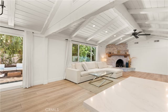 7916 Mason Avenue, Winnetka, CA 91306 — photo 3 of 21
