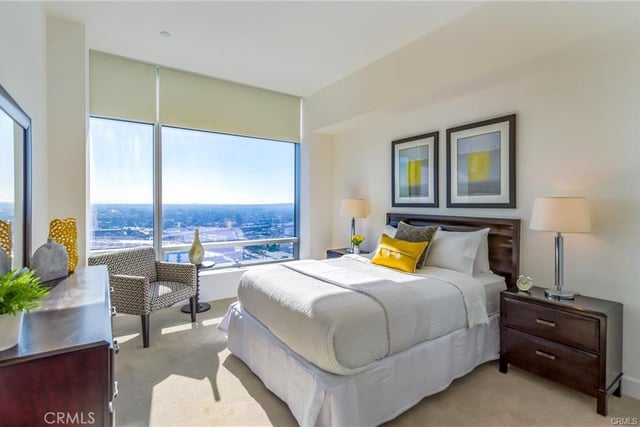 900 W Olympic Boulevard 36B, Los Angeles, CA 90015 — photo 4 of 13