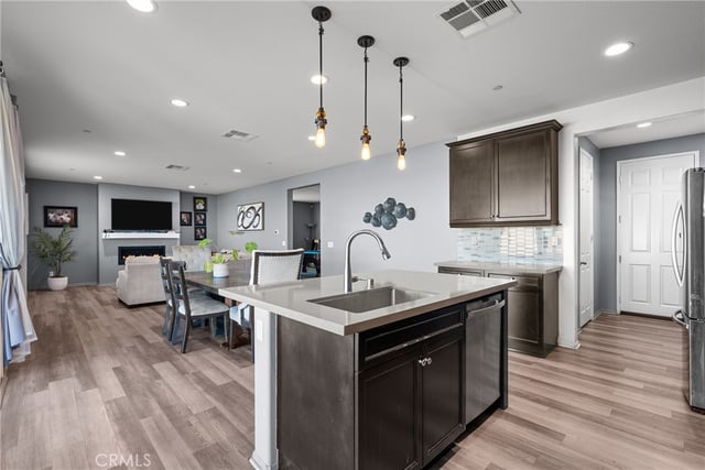 6949 Beale, Palmdale, CA 93552 — photo 10 of 32
