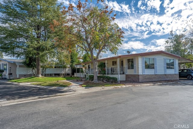 21216 BLUE CURL WAY #212, Canyon Country, CA 91351 — photo 2 of 29