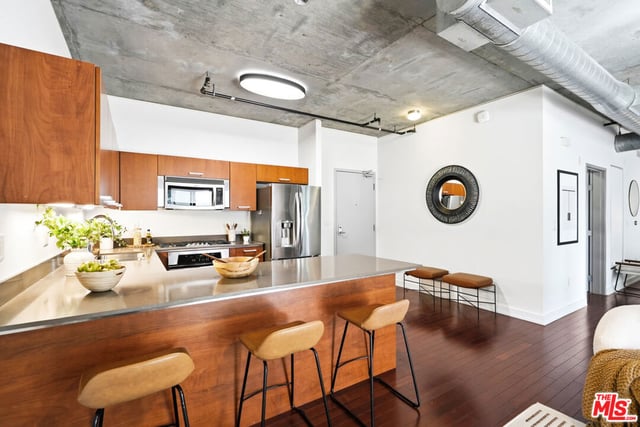 645 W 9th Street 342, Los Angeles, CA 90015 — photo 11 of 54