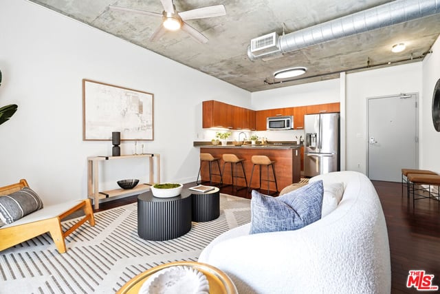 645 W 9th Street 342, Los Angeles, CA 90015 — photo 16 of 54