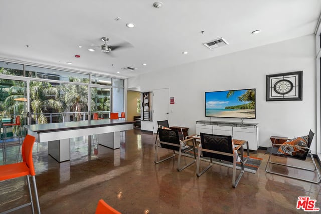 645 W 9th Street 342, Los Angeles, CA 90015 — photo 40 of 54