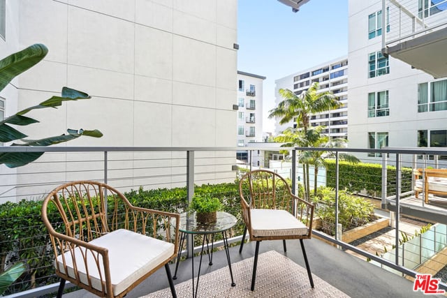 645 W 9th Street 342, Los Angeles, CA 90015 — photo 7 of 54