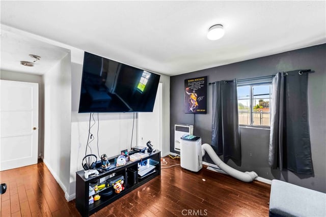 736 W 41st Place, Los Angeles, CA 90037 — photo 29 of 50