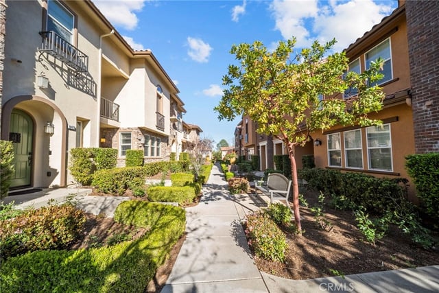 28472 Herrera, Valencia, CA 91354 — photo 3 of 48