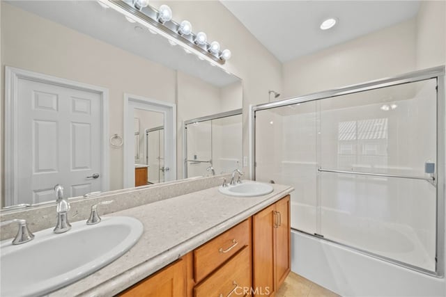 28472 Herrera, Valencia, CA 91354 — photo 35 of 48