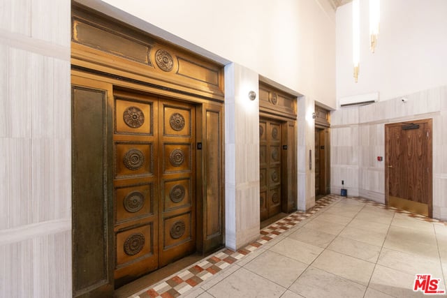 215 W 7th Street 1301, Los Angeles, CA 90014 — photo 24 of 30