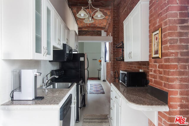 215 W 7th Street 1301, Los Angeles, CA 90014 — photo 6 of 30