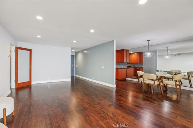 1121 N Olive Drive 211, West Hollywood, CA 90069 — photo 13 of 39
