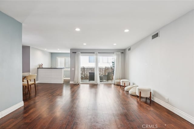 1121 N Olive Drive 211, West Hollywood, CA 90069 — photo 3 of 39