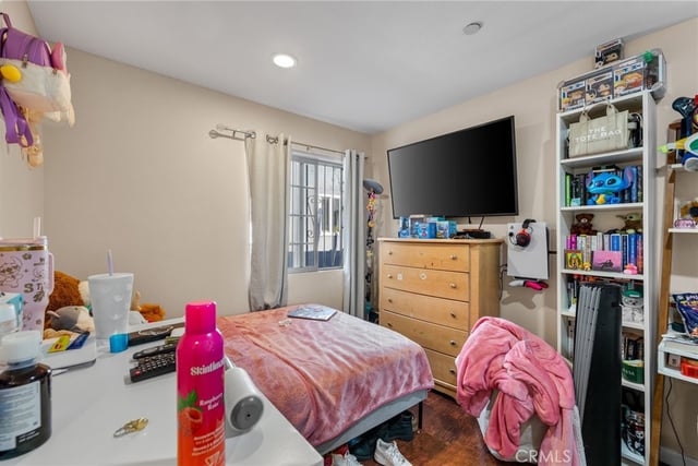 879 E 40th Place, Los Angeles, CA 90011 — photo 29 of 55