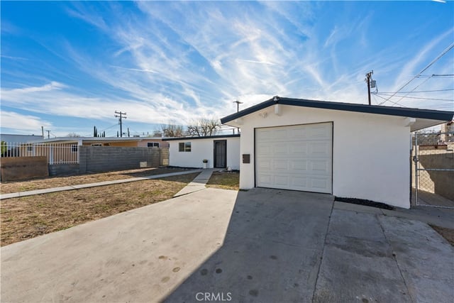 44745 3rd E, Lancaster, CA 93535 — photo 3 of 30