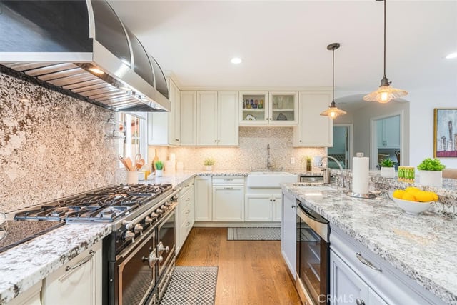4022 Willowcrest Avenue, Studio City, CA 91604 — photo 15 of 48