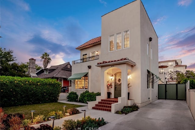 4022 Willowcrest Avenue, Studio City, CA 91604 — photo 2 of 48
