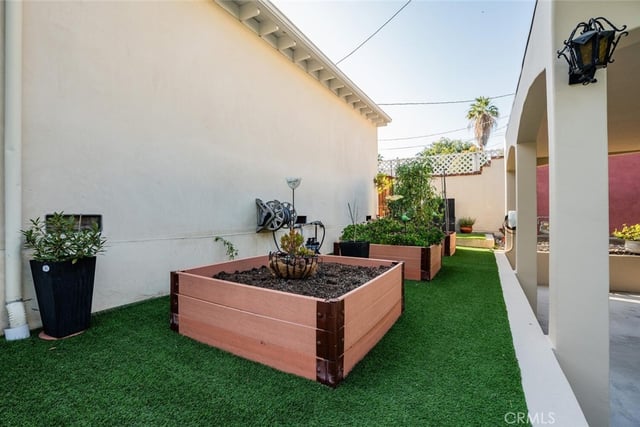 4022 Willowcrest Avenue, Studio City, CA 91604 — photo 39 of 48
