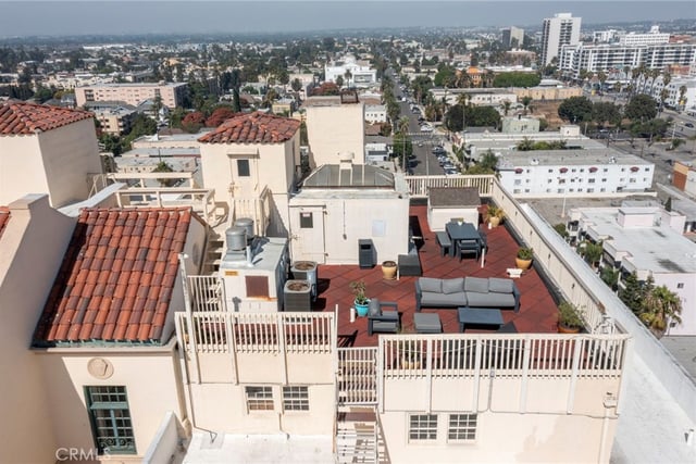 315 W 3rd Street 410, Long Beach, CA 90802 — photo 17 of 18