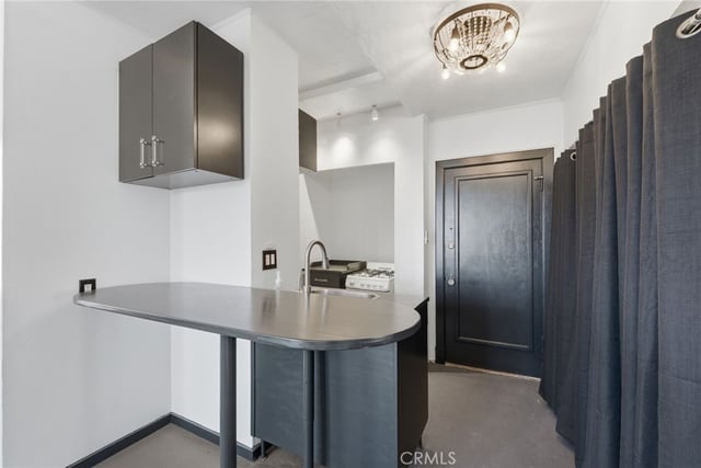 315 W 3rd Street 410, Long Beach, CA 90802 — photo 3 of 18