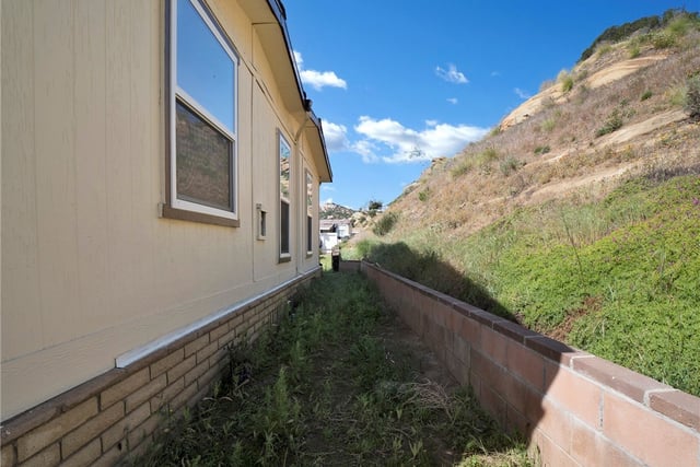 24303 Woolsey Canyon Road 85, West Hills, CA 91304 — photo 27 of 31